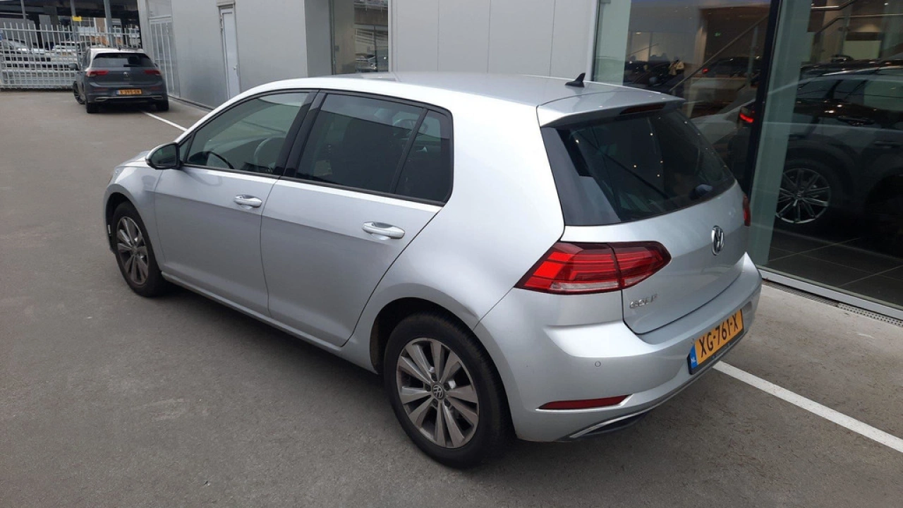 Volkswagen Golf 1.0 TSI Comfortline Executive | Navi | Privacy Glass