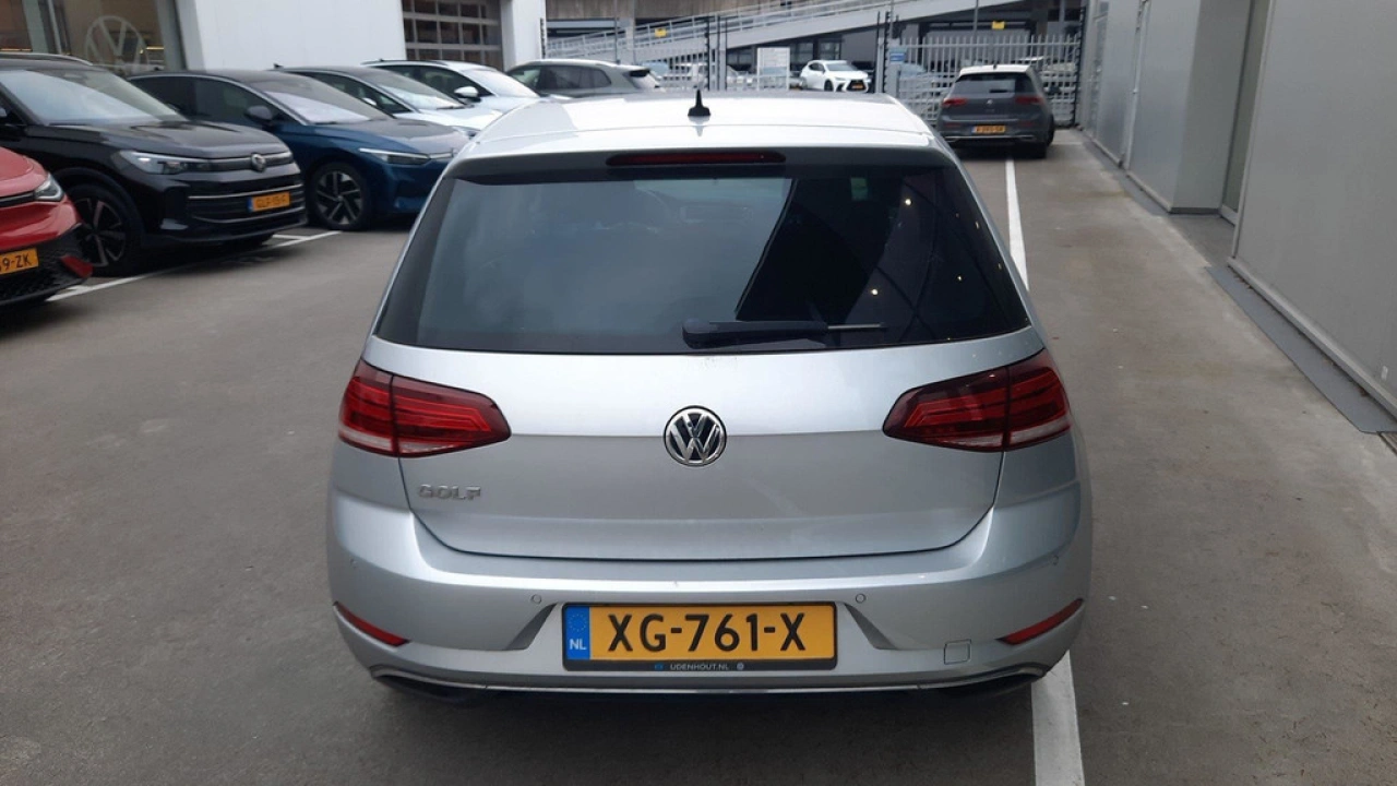 Volkswagen Golf 1.0 TSI Comfortline Executive | Navi | Privacy Glass