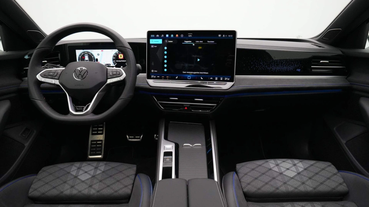 Volkswagen Passat Variant 1.5 eTSI R-Line Business