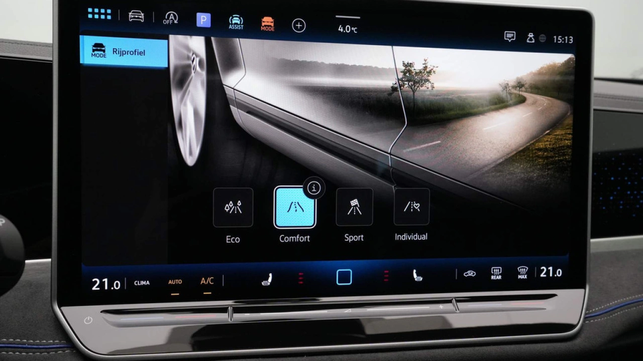 Volkswagen Passat Variant 1.5 eTSI R-Line Business