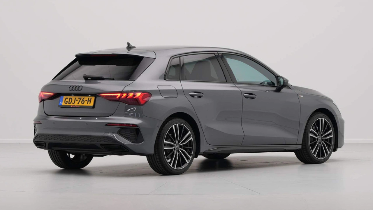 Audi A3 Sportback 30 TFSI S edition