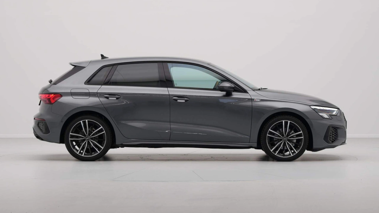 Audi A3 Sportback 30 TFSI S edition