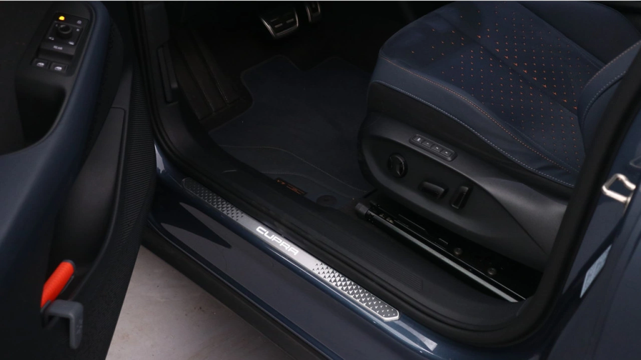 CUPRA Tavascan VZ Adrenaline 82 kWh / Demonstratievoertuig