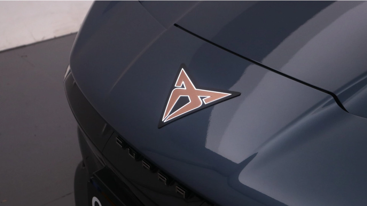CUPRA Tavascan VZ Adrenaline 82 kWh / Demonstratievoertuig