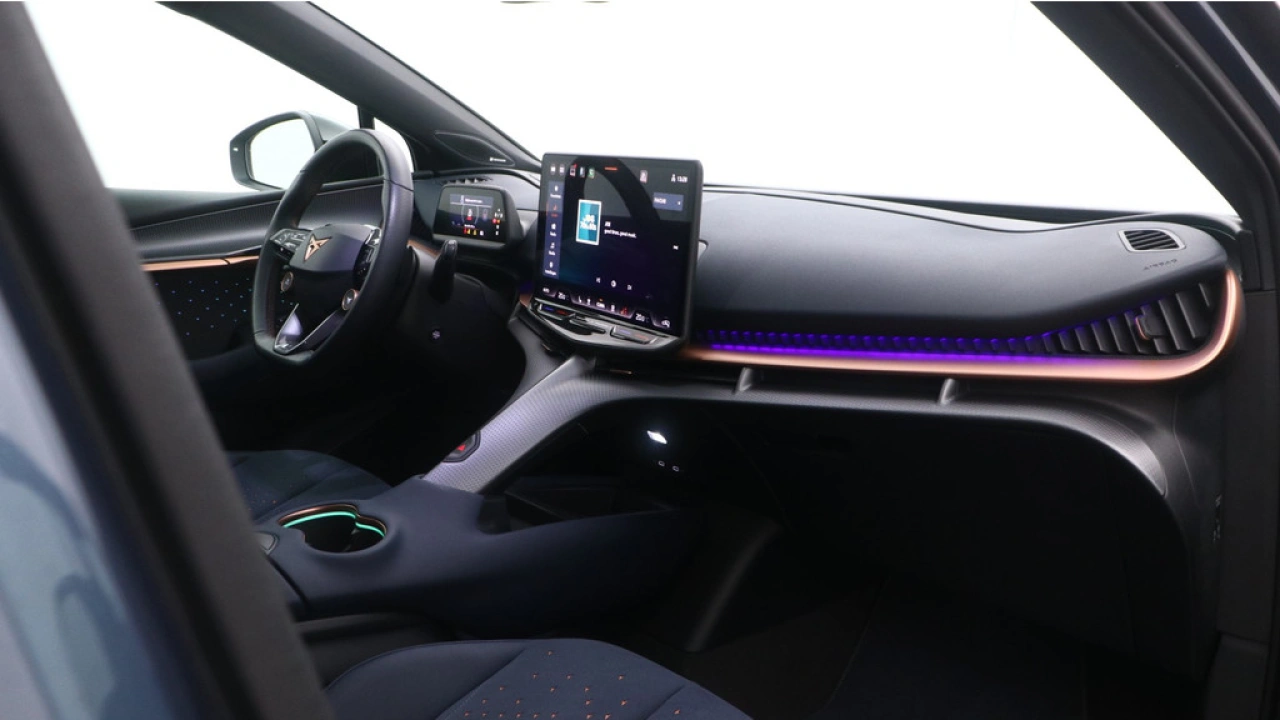 CUPRA Tavascan VZ Adrenaline 82 kWh / Demonstratievoertuig
