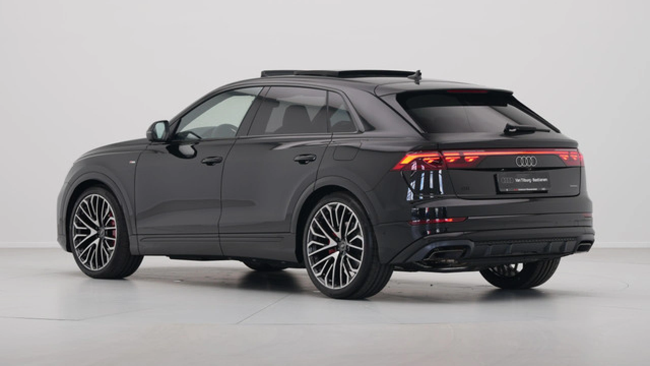Audi Q8 Pro Line S Competition