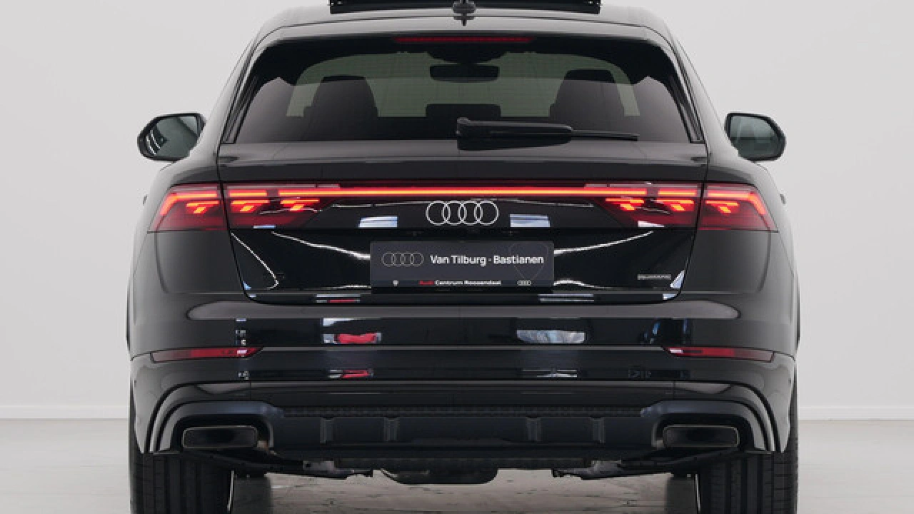 Audi Q8 Pro Line S Competition
