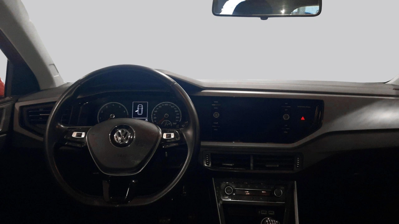 Volkswagen Polo 1.0 TSI Comfortline Executive | PDC | Clima | Navi