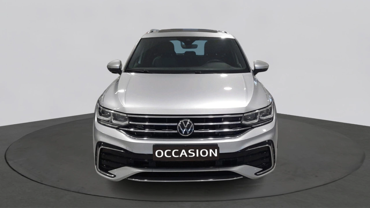 Volkswagen Tiguan 1.4 TSI eHybrid 245pk PHEV R-Line Business+ | trekhaak | panoramadak