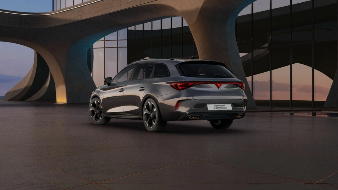 CUPRA Leon Sportstourer 1.5 TSI e-Hybrid 204 6DSG Essential