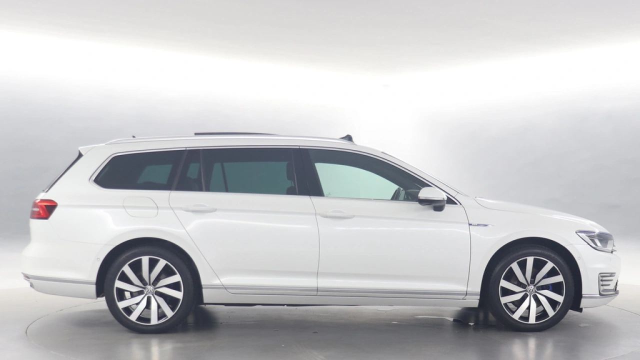 Volkswagen Passat Variant 1.4 TSI 218pk GTE Highline DSG