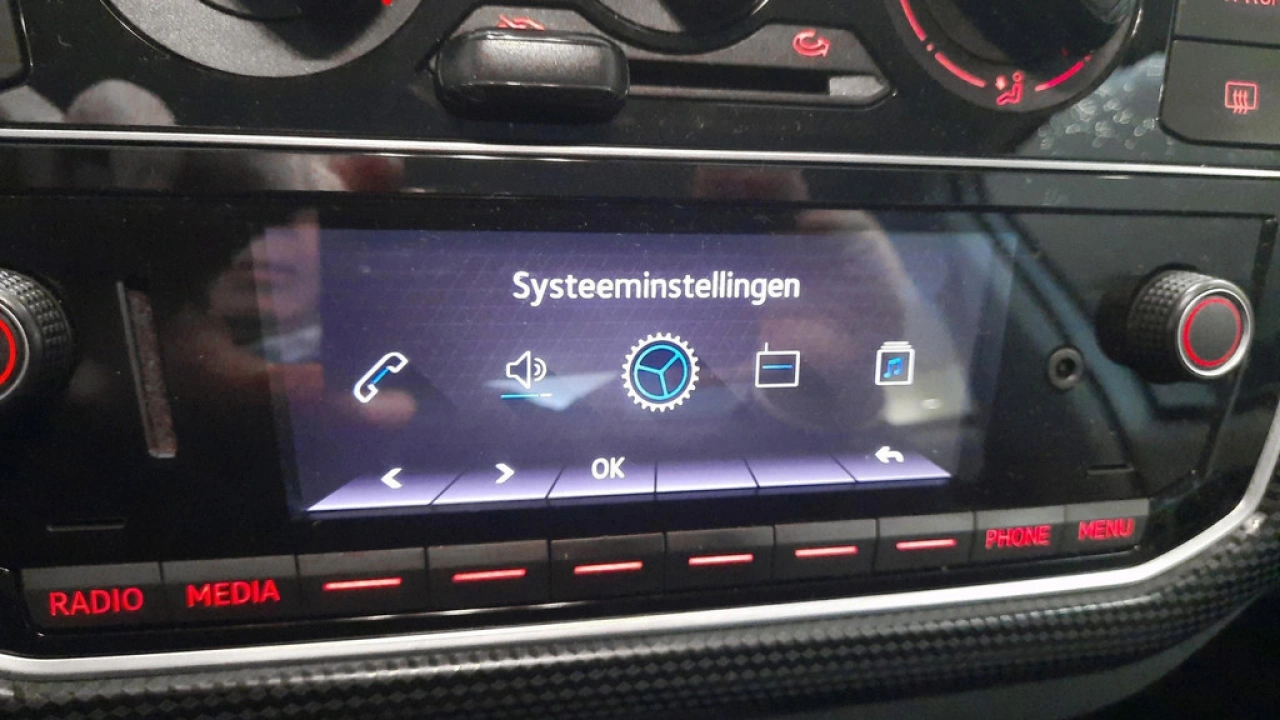 Volkswagen up! 1.0 Airco | Smartphone integratie