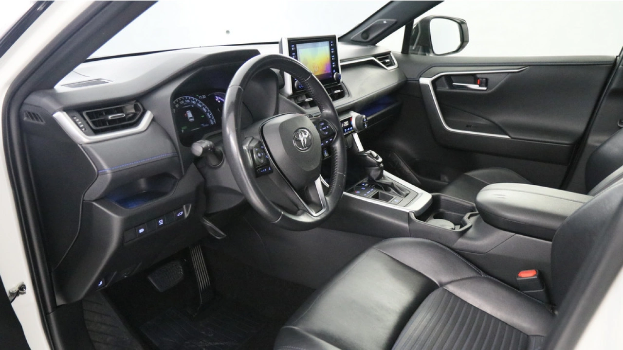 Toyota RAV4 2.5 Hybrid 218pk Bi-Tone