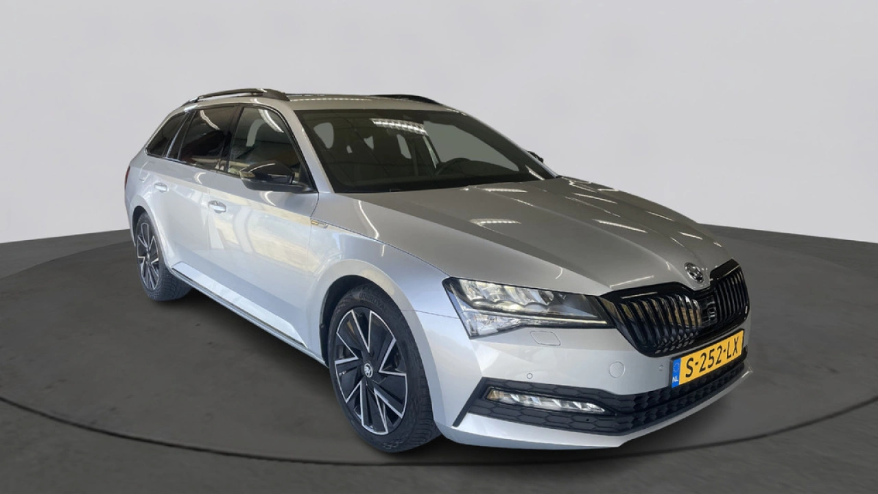 Škoda Superb Combi 1.5 TSI 150pk Limited Sportline Business DSG