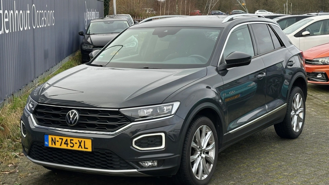 Volkswagen T-Roc 1.5 TSI 150pk DSG Sport App Connect