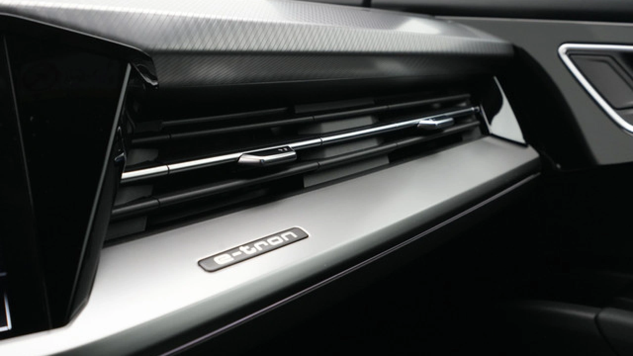 Audi Q4 Sportback e-tron Advanced edition