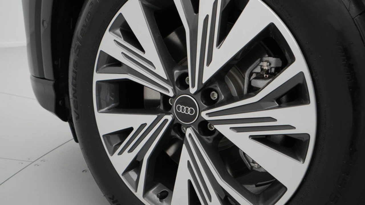 Audi Q4 e-tron Advanced edition