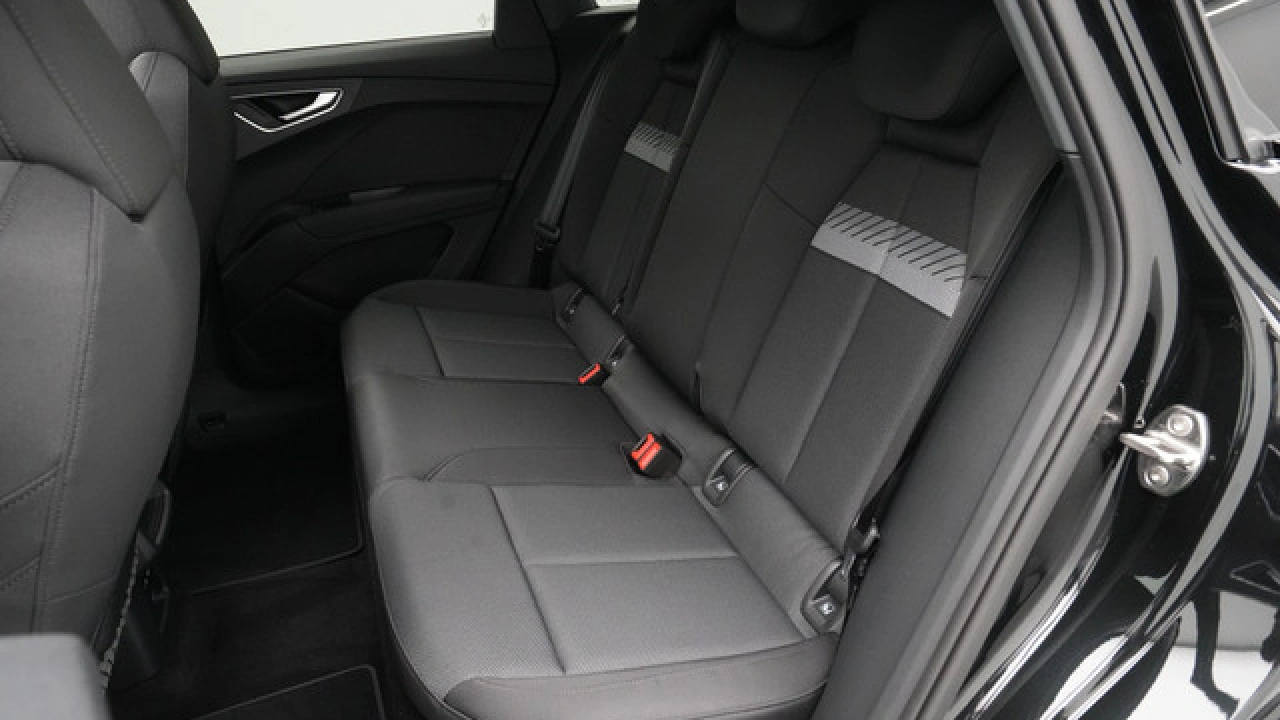 Audi Q4 e-tron Advanced edition