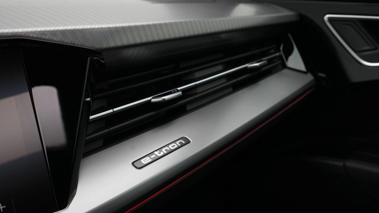 Audi Q4 e-tron Advanced edition