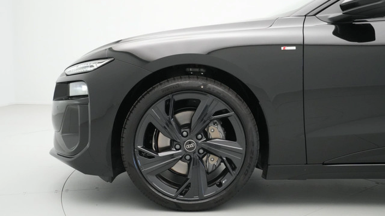 Audi A6 Avant e-tron S edition