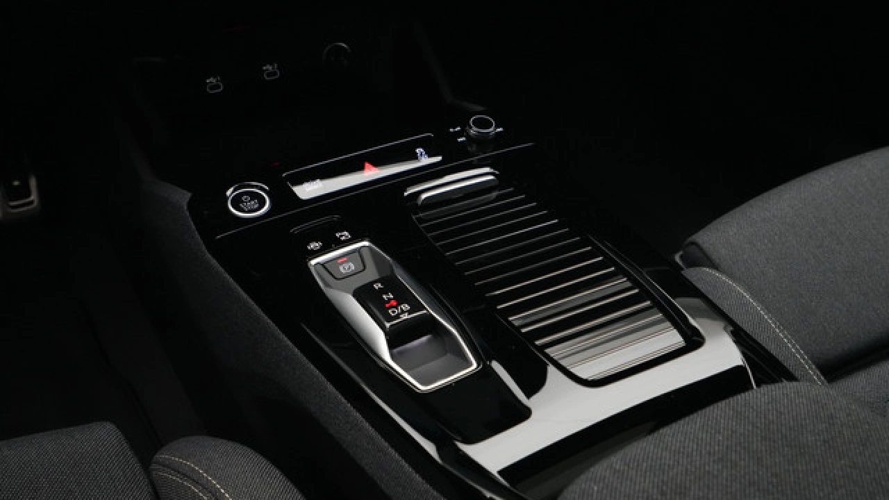 Audi A6 Avant e-tron S edition