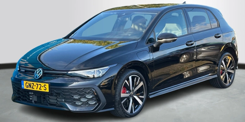 Volkswagen Golf GTE 1.5 eHybrid 272pk DSG Black Style Matrix Head Up