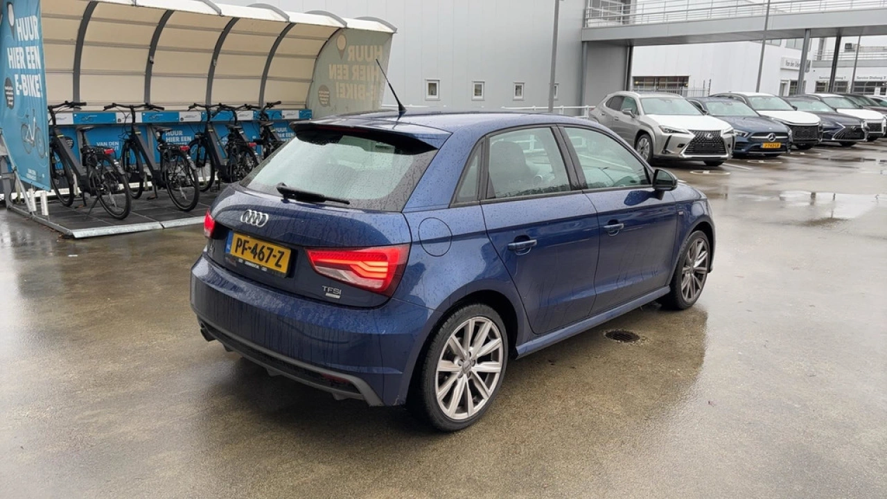 Audi A1 Sportback 1.0 TFSI 96pk Adrenalin / Audi Sound