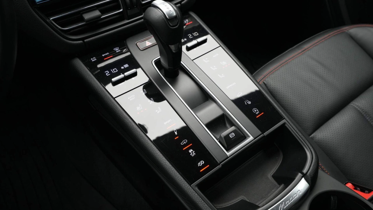 Porsche Macan 2.0 265pk