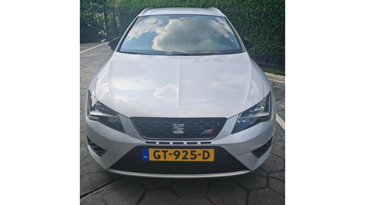 SEAT León ST 2.0 TSI Cupra 280