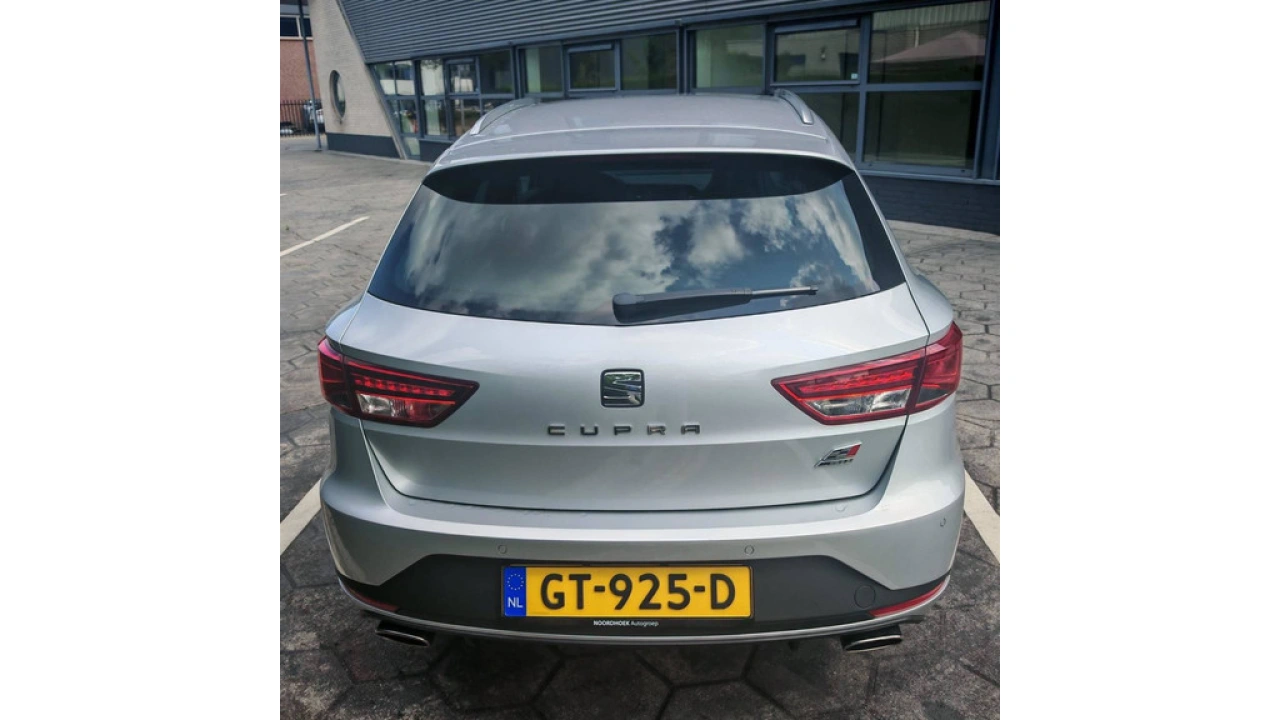 SEAT León ST 2.0 TSI Cupra 280