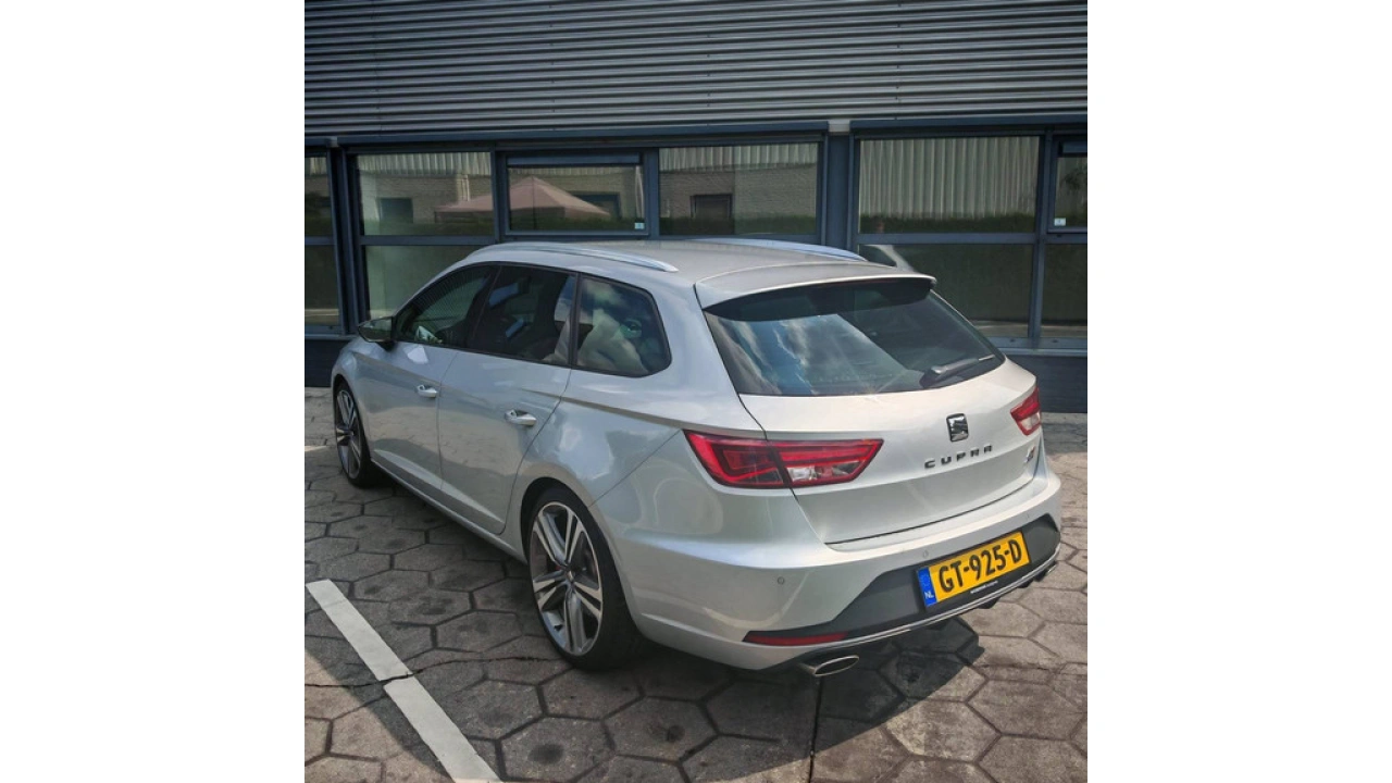 SEAT León ST 2.0 TSI Cupra 280