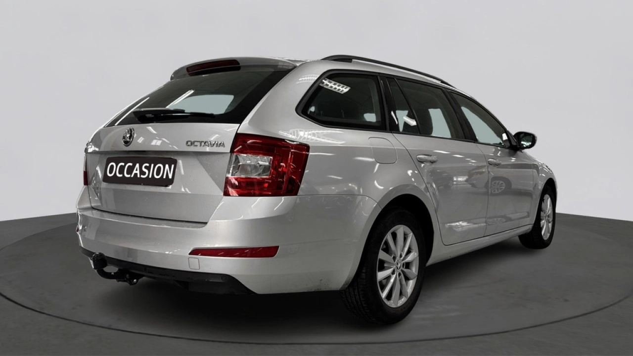 Škoda Octavia Combi 1.4 TSI Greentech Ambition Business