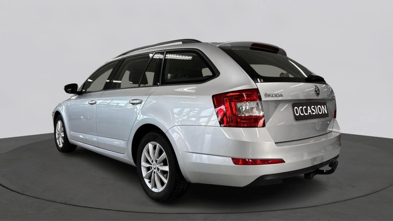 Škoda Octavia Combi 1.4 TSI Greentech Ambition Business