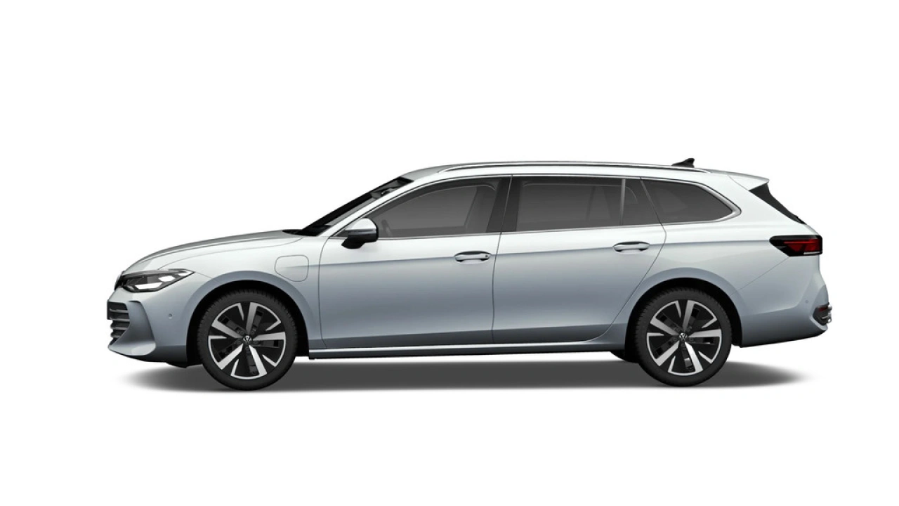 Volkswagen Passat Variant 1.5 eHybrid 204 6DSG Business