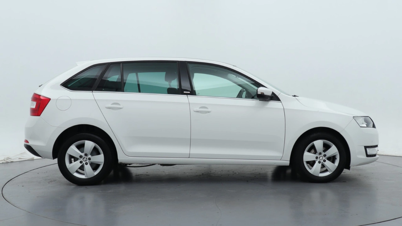 Škoda Rapid Spaceback 1.2 TSI Greentech JOY