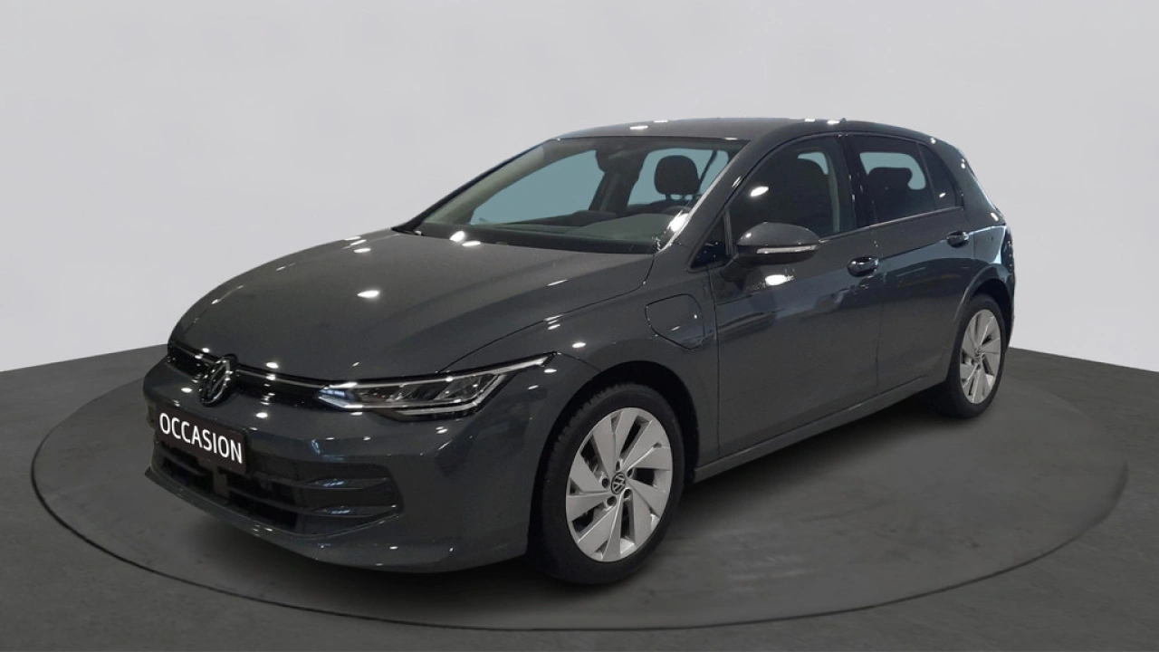 Volkswagen Golf 1.5 eHybrid 50 Edition | Navi | App Connect