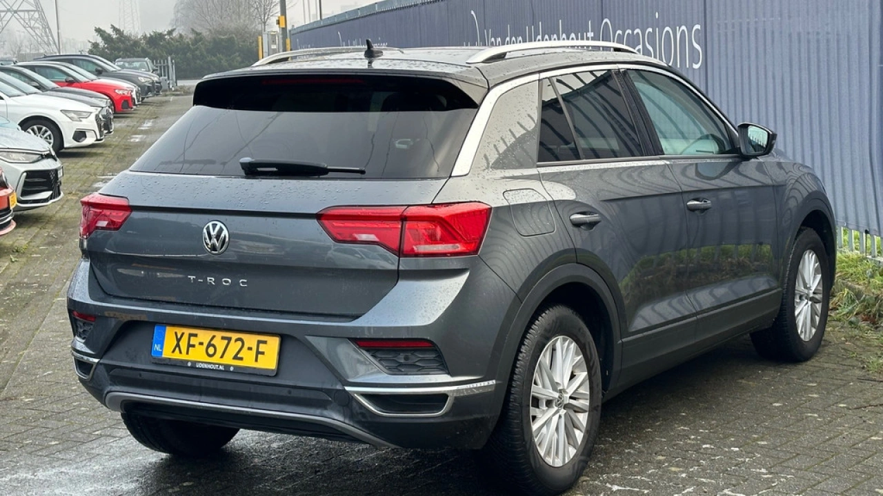 Volkswagen T-Roc 1.0 TSI 115pk Style Advance Panoramadak Navigatie