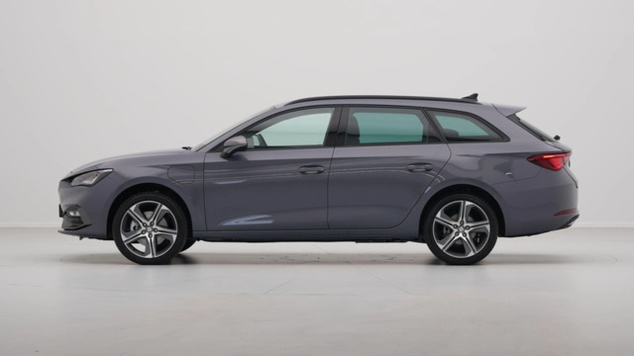 SEAT Leon Sportstourer FR Business - eHybrid