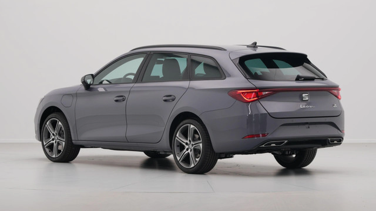 SEAT Leon Sportstourer FR Business - eHybrid
