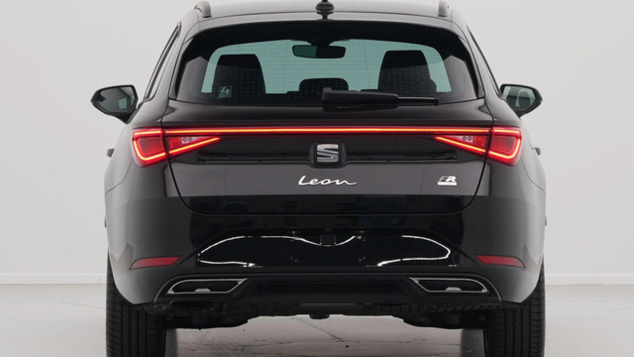 SEAT Leon Sportstourer FR Business - eHybrid