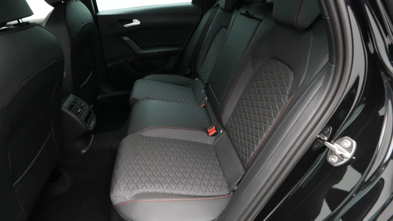 SEAT Leon Sportstourer FR Business - eHybrid