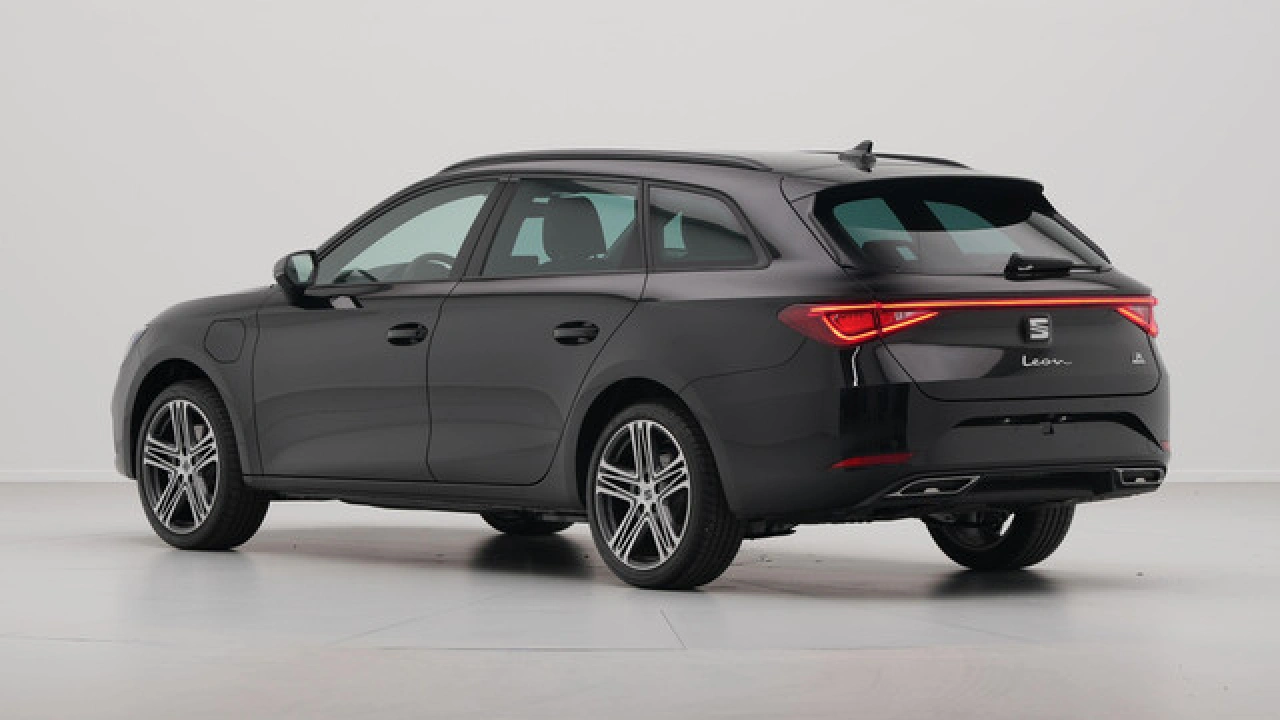 SEAT Leon Sportstourer FR Business - eHybrid