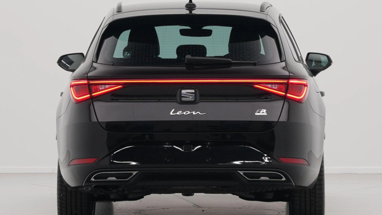 SEAT Leon Sportstourer FR Business - eHybrid