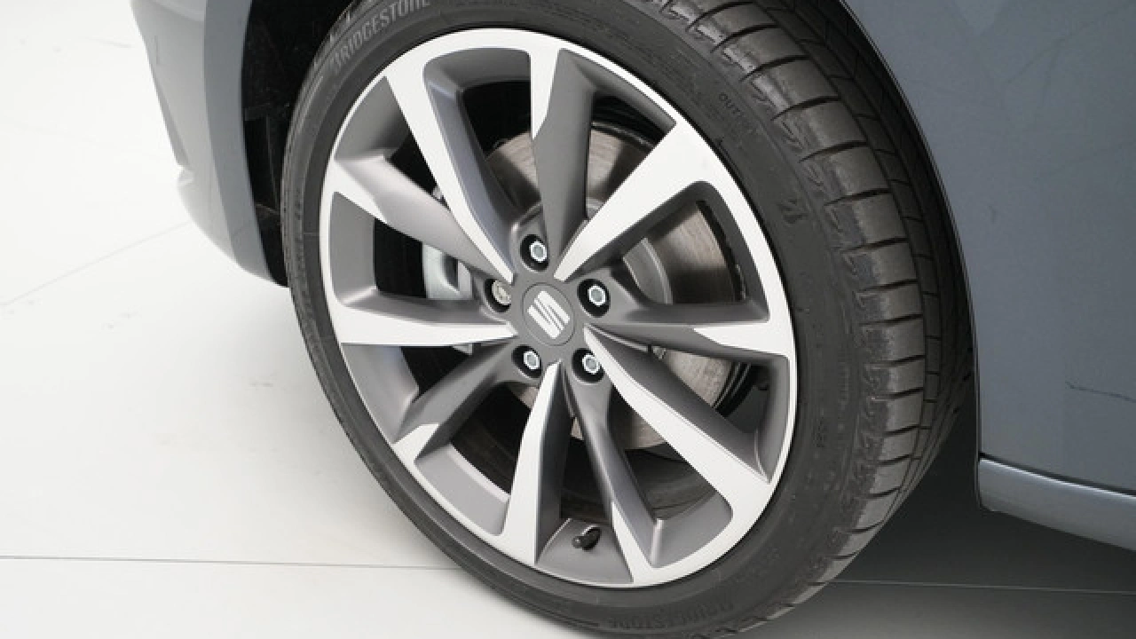 SEAT Leon Sportstourer FR Business - eHybrid