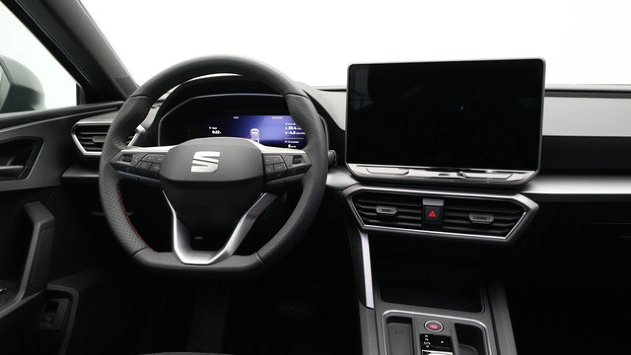 SEAT Leon Sportstourer FR Business - eHybrid