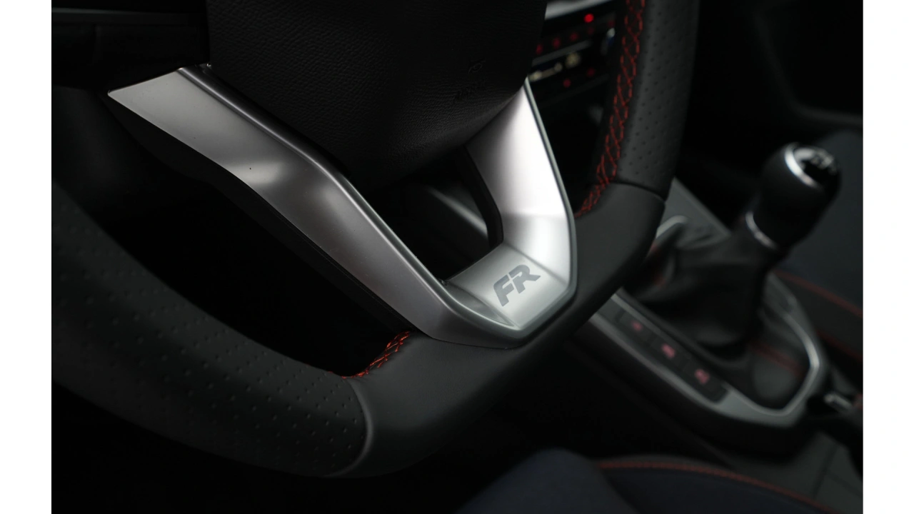 SEAT Arona FR Business Connect