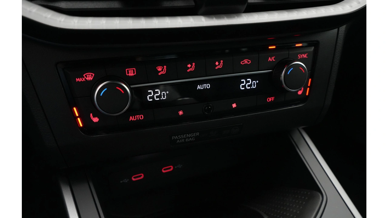 SEAT Arona FR Business Connect