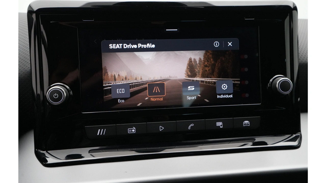 SEAT Arona FR Business Connect