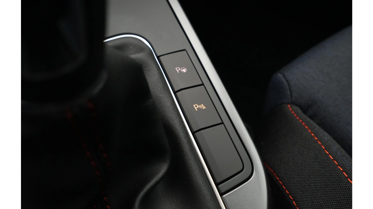 SEAT Arona FR Business Connect