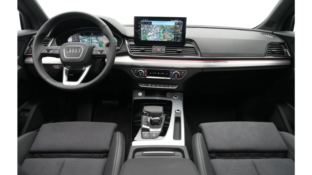 Audi Q5 Sportback S edition competition